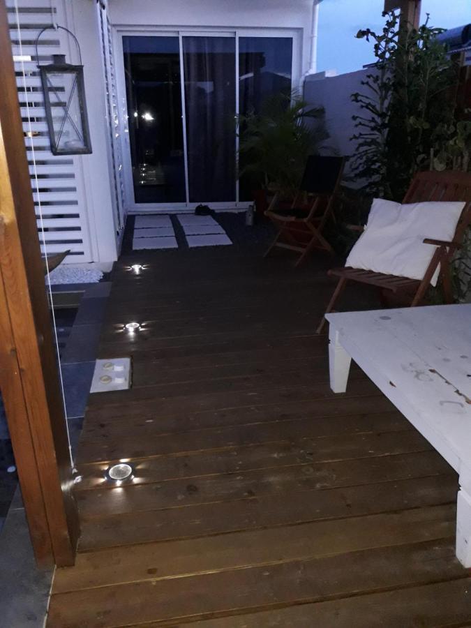 Maison Tonga Piscine Jaccuzi Saint Pierre Exterior foto